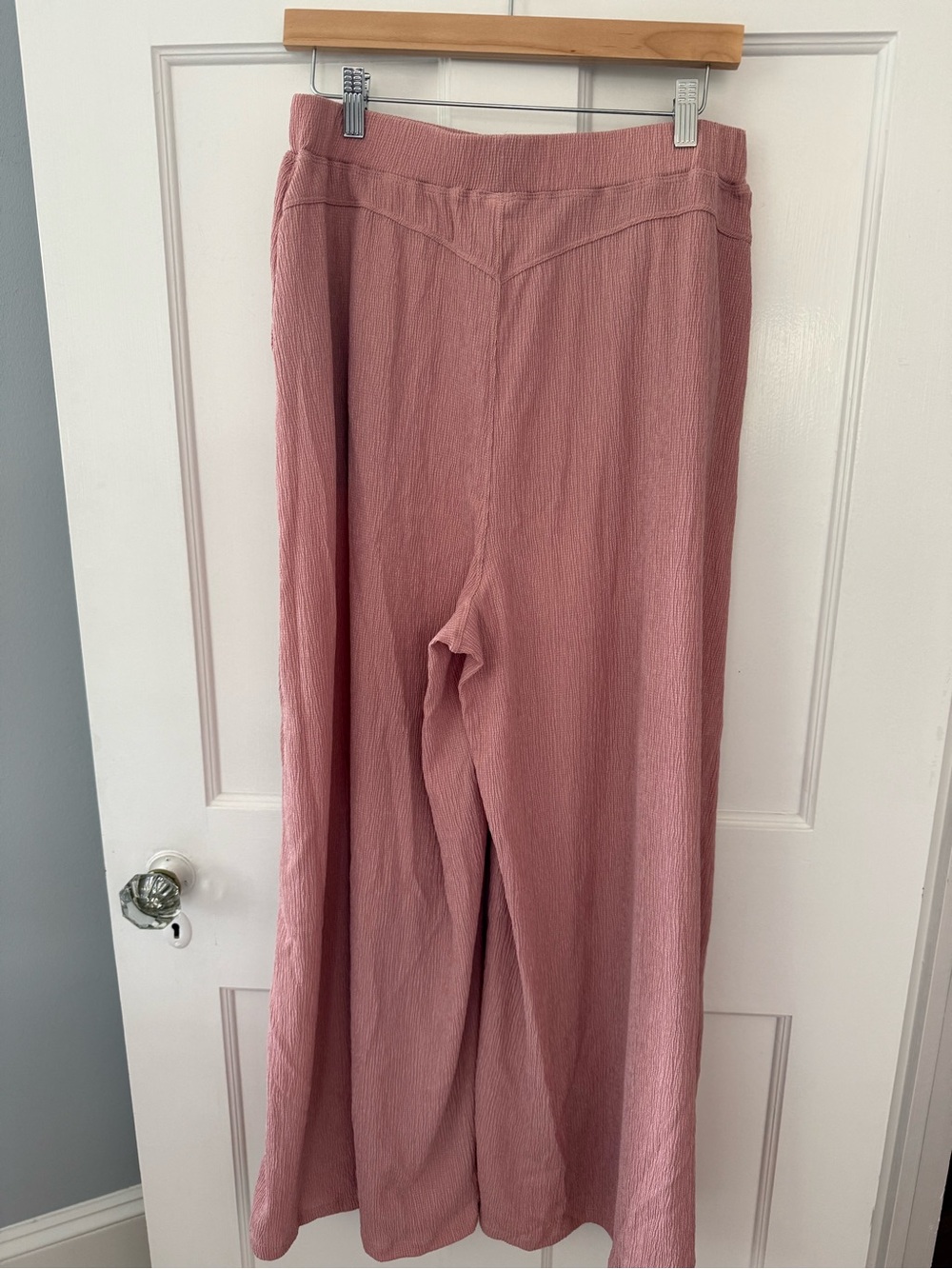 Halara High Waisted Pocket Wide Leg Flowy Casual Pants Bridal Pink Large L NEW - Picture 5 of 7